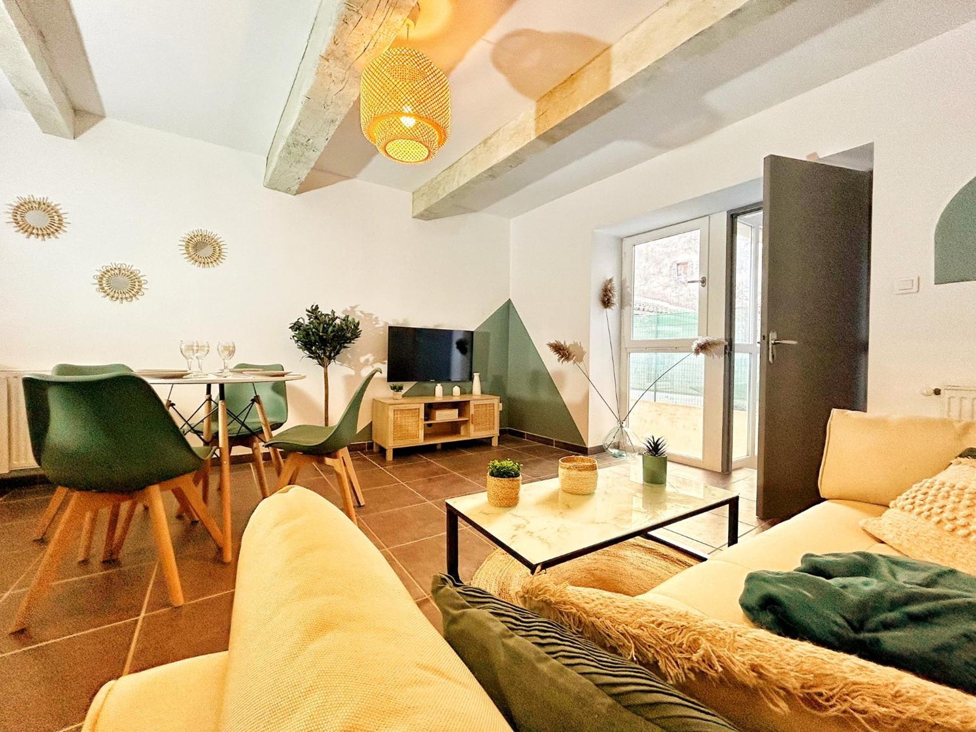 Olive Serenity آرْلْ المظهر الخارجي الصورة
